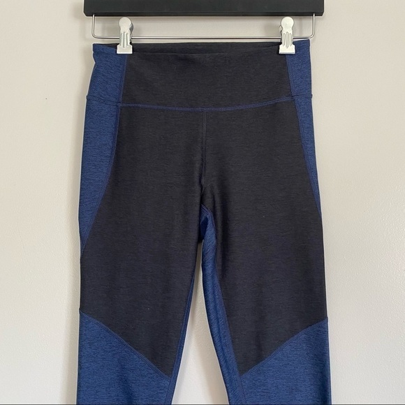 OUTDOOR VOICES Two Tone Blue Black Leggings Small - Picture 2 of 8